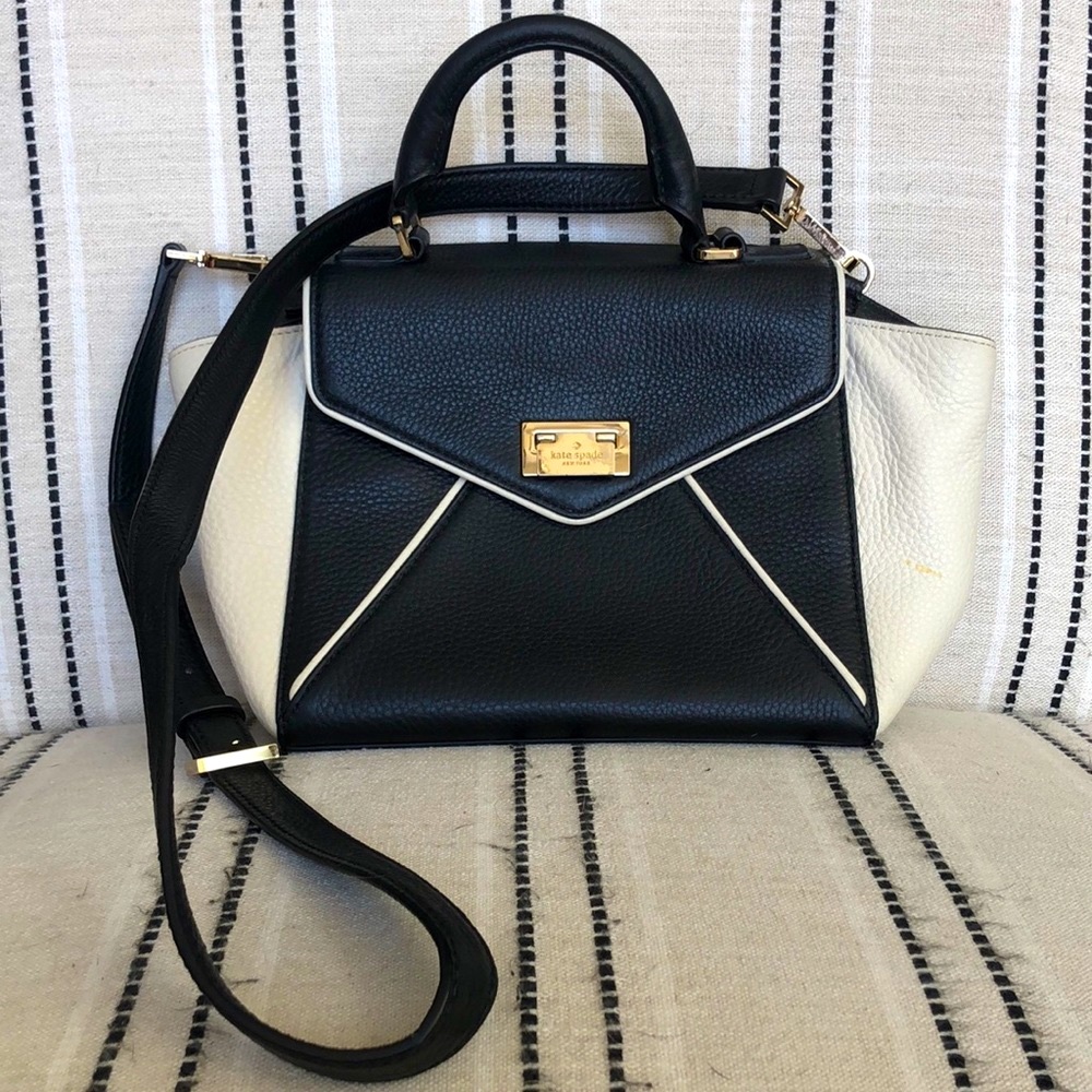 Black and White Kate Spade Crossbody Purse